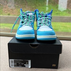 Jordan  Sneakers - Powder Blue/Racer Blue